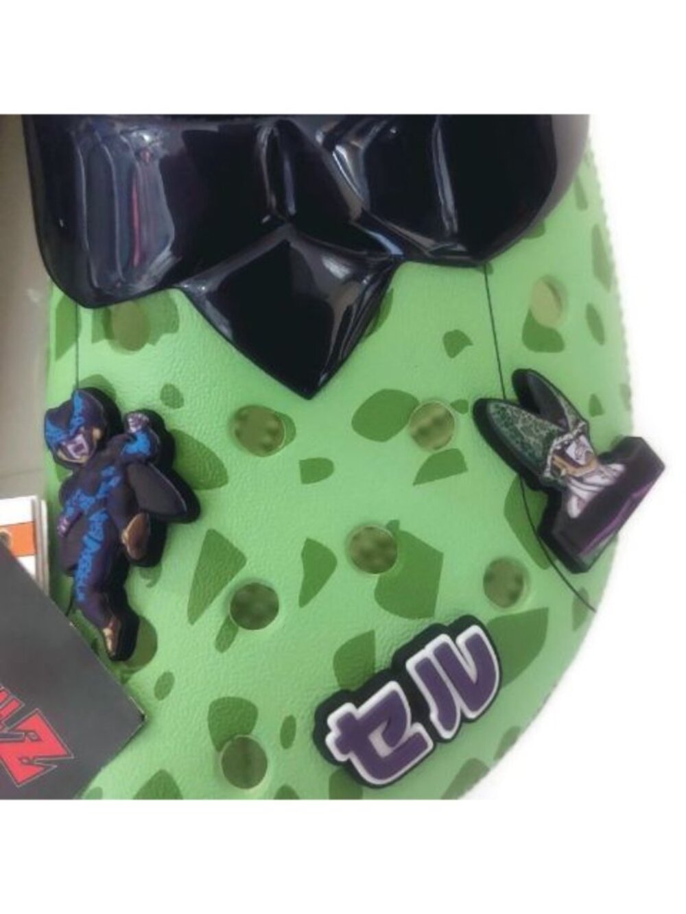 CROCS Dragon Ball Z Cell Classic Clog Mens 6 Womens 8 Sandals Croslite Green NWT - Picture 8 of 12